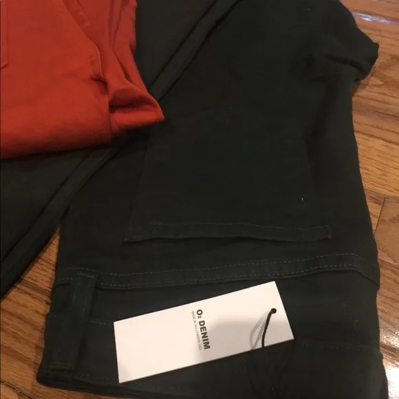 50% Off BNWT 2pairs O2 Denim See Closet - Picture 7 of 15